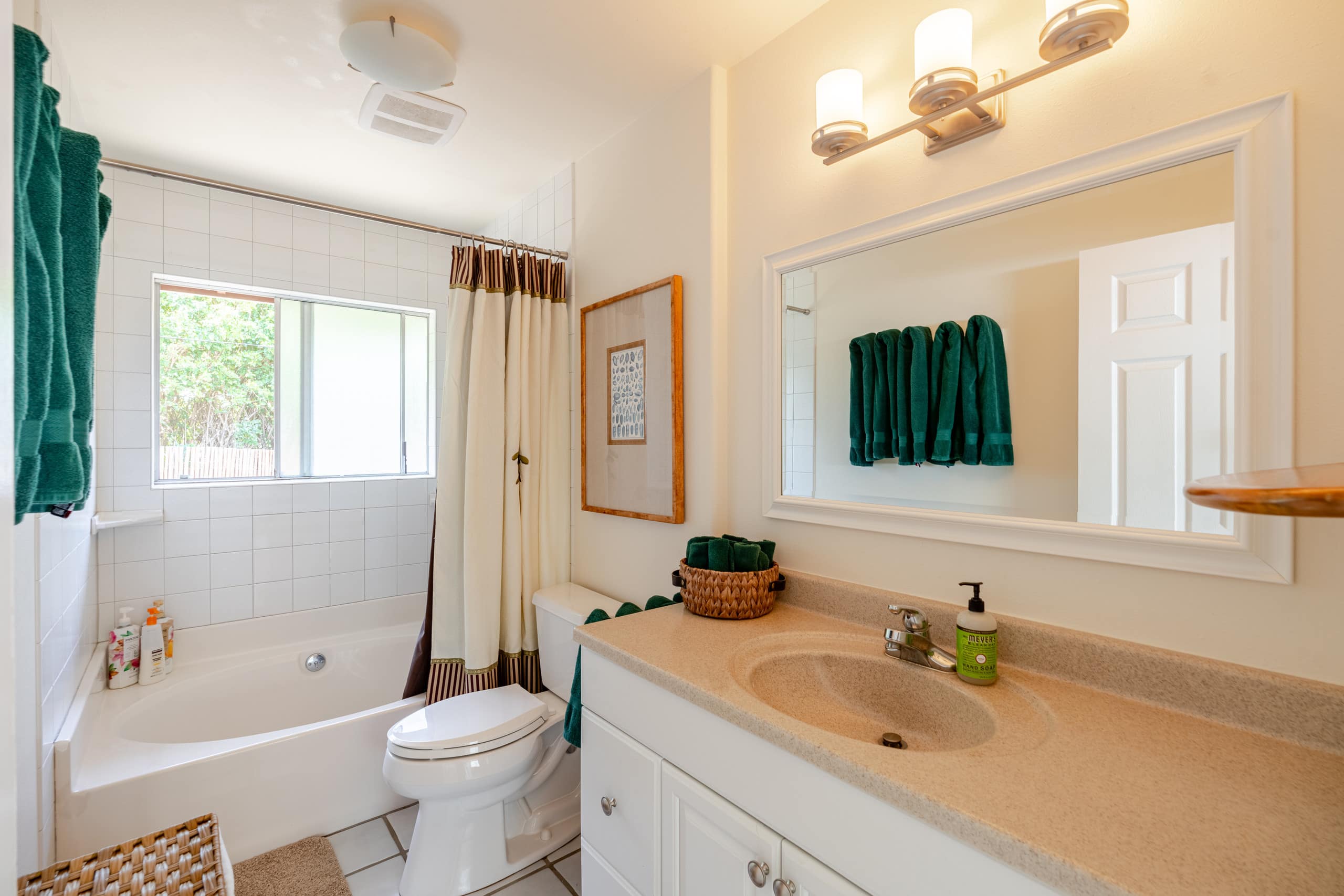 Home in Waimea · ★5.0 · 3 bedrooms · 4 beds · 2 baths - Image 20