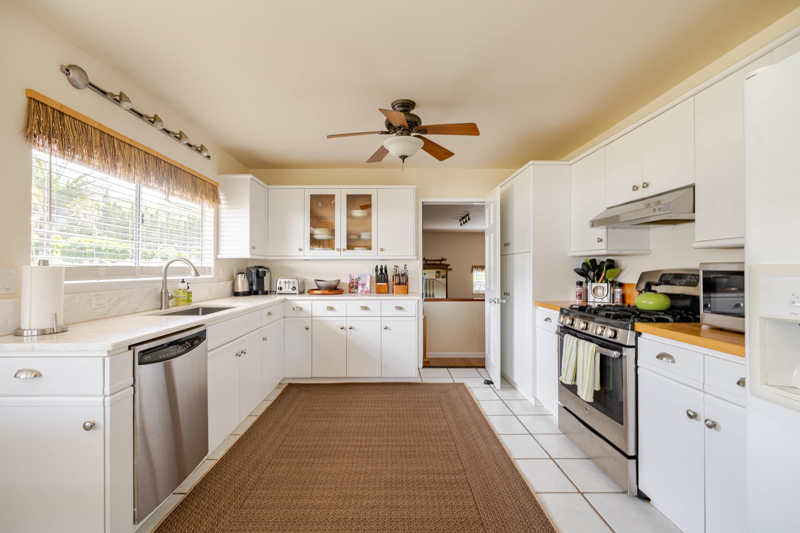 Home in Waimea · ★5.0 · 3 bedrooms · 4 beds · 2 baths - Image 3