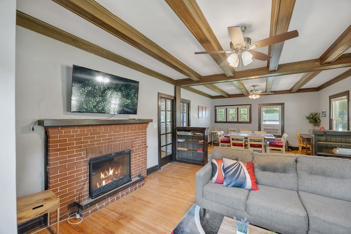 Entirehouse/glenellyn/4bd1bath/laundry/wheaton - Wheaton, IL