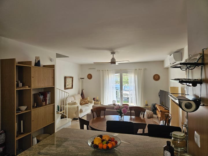 Maison 8 Pers - Bord De L'eau - Marina - 9mn Plage - Aigues-Mortes