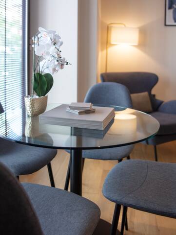 Westminster Modern 2-Bed, 1-Bath Apartment with AC gallery image 4