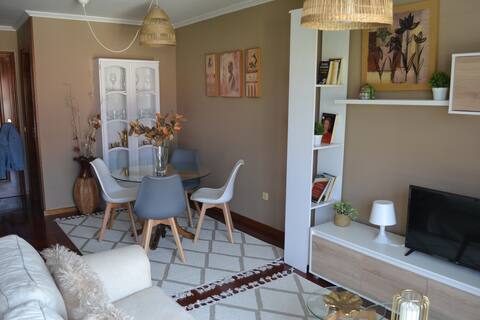 Top Airbnb: Cozy Duplex in Vilagarcía Center en Vilagarcía De Arousa