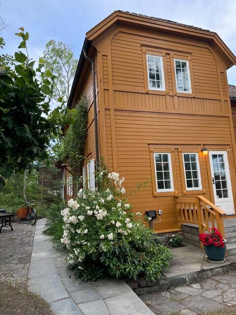 House by the sea 15 minutes from Oslo