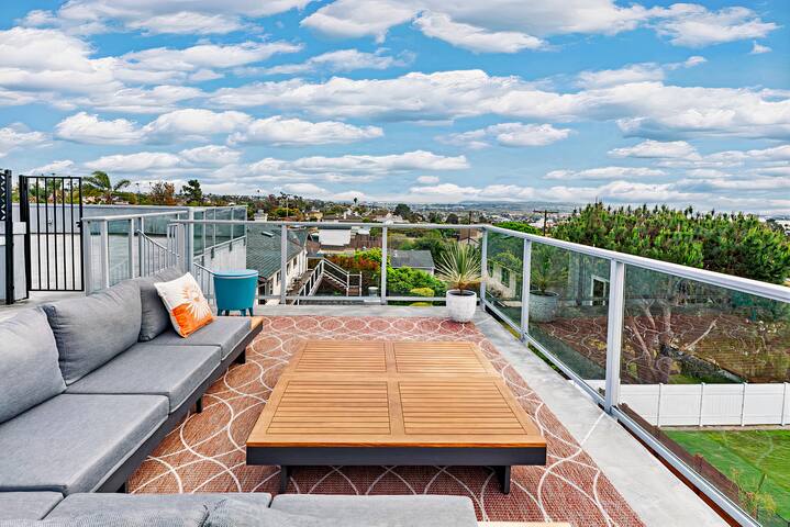 Rooftop Vista | Ocean View | Heated Pool | Jacuzzi gallery image 5