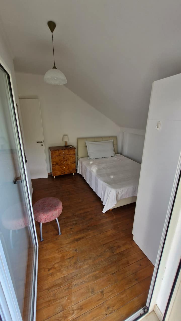 საძინებელი 2