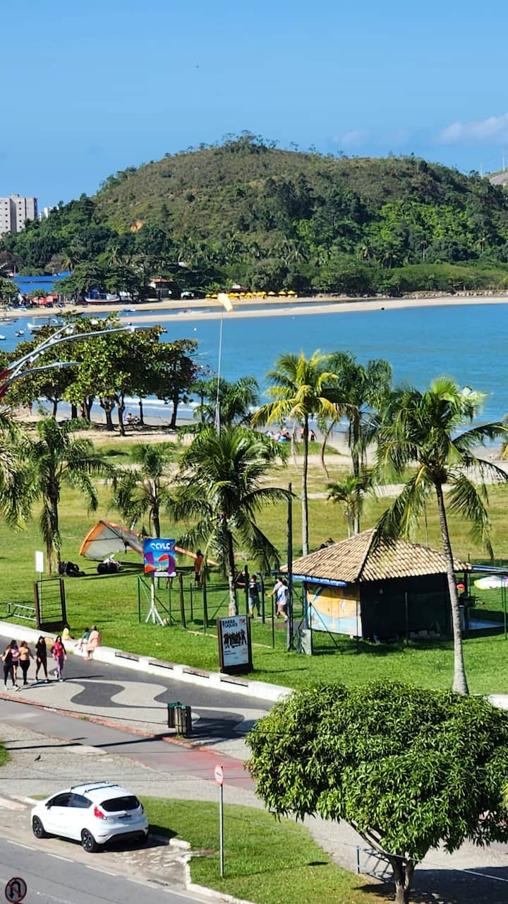 נוף למרפסת החדר ולגלגלי החדרים