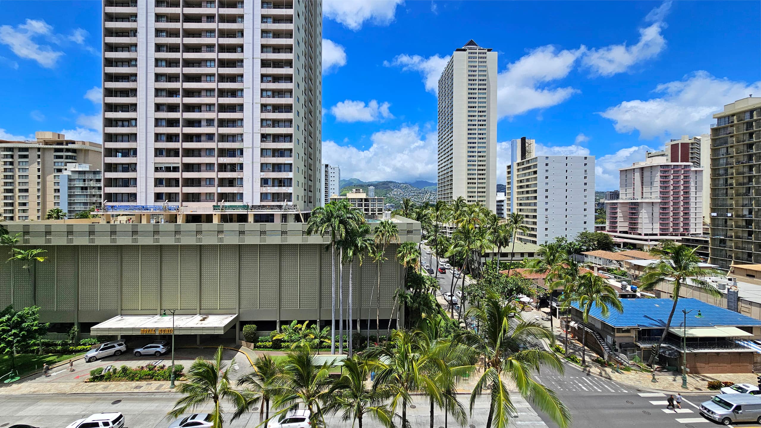 New! Gorgeous Boutique King Studio w/Parking~ - Image 30
