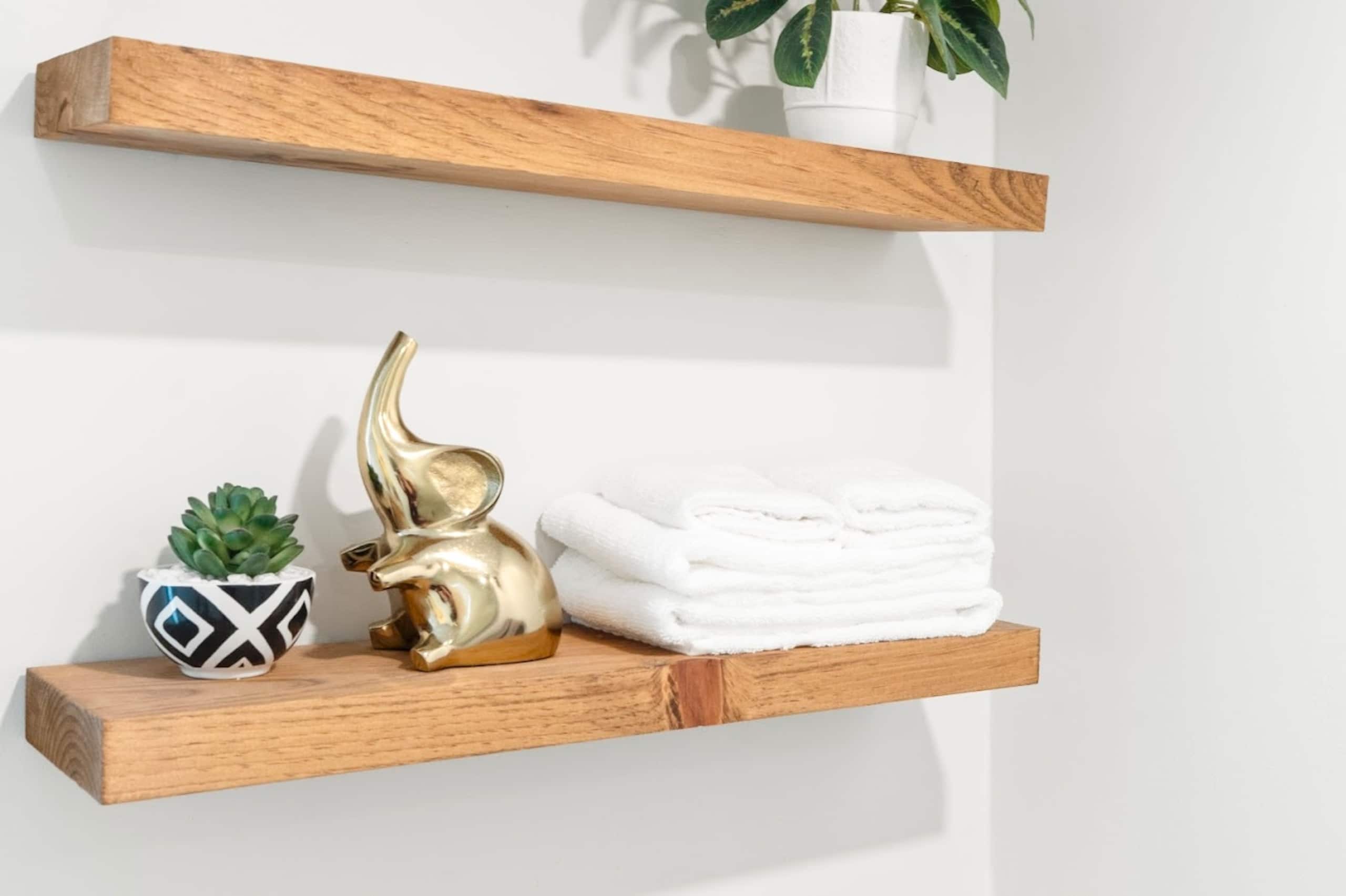 New! Gorgeous Boutique King Studio w/Parking~ - Image 25
