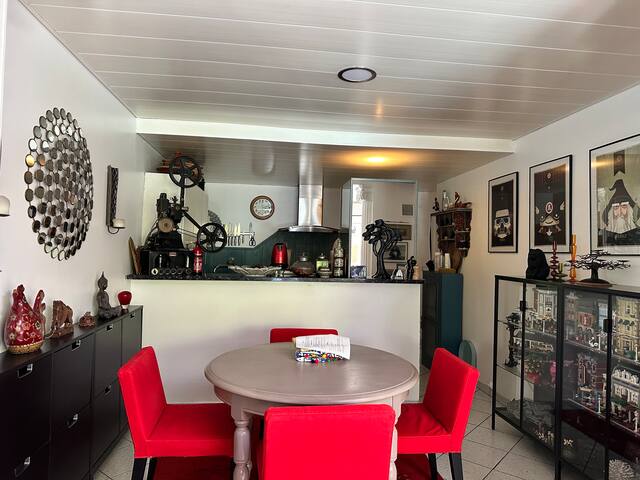 Maison 140m2 centre Bx clim piscine barbecue gallery image 3