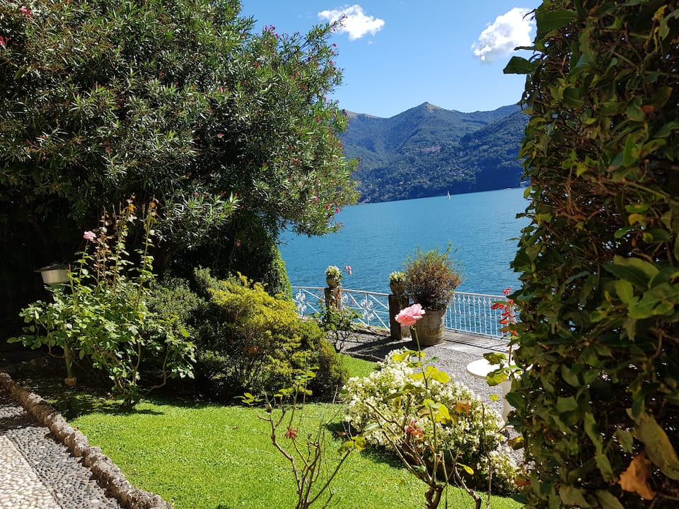 An art nouveau villetta on Lake Como, Laglio, Lombardy, Italy, photo 10 of 10