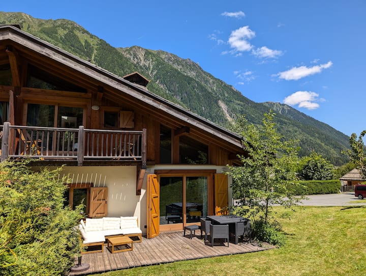 Incredible Views In The Chamonix Valley - Les Houches