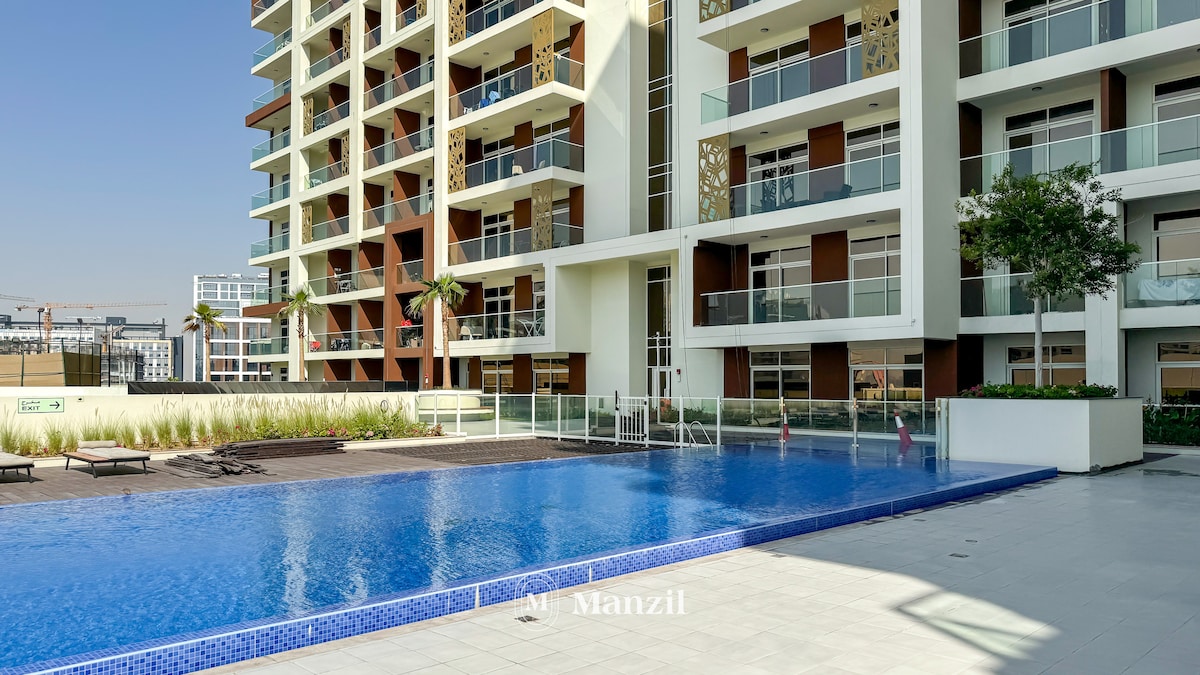 Popular Airbnb listing: Manzil - Studio | Al Barsha | Near Miracle Garden in Al Barsha South Third
