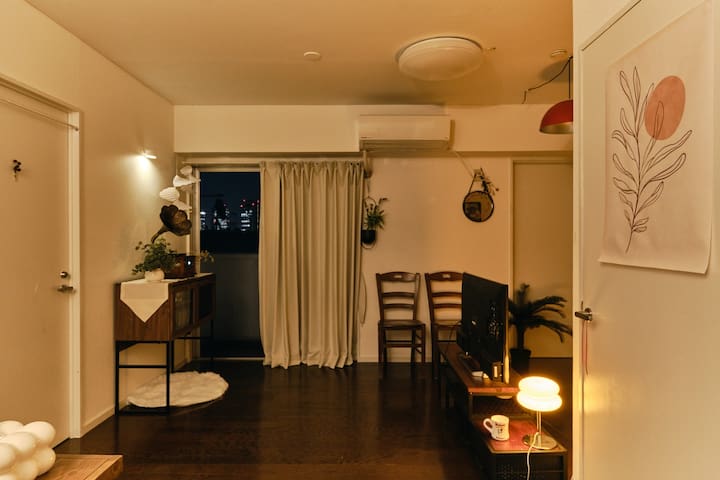 Huge 3 rooms 2 different view. 10ppl/Shinjuku 2st.