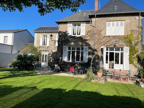 Beautiful house full of character in the town center.
