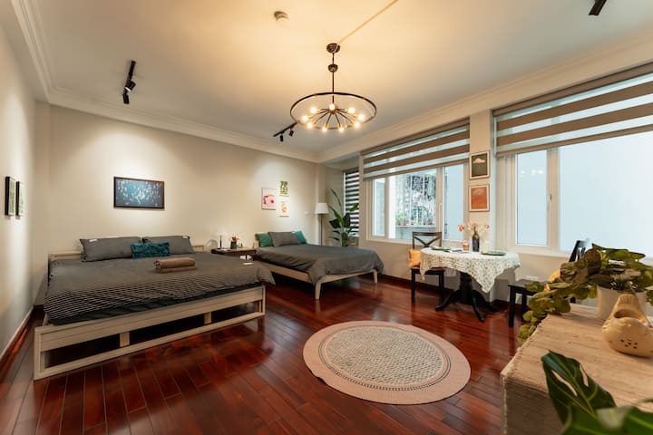 Safe & Quiet In Old Quarter – Spacious,a/c,laundry - China
