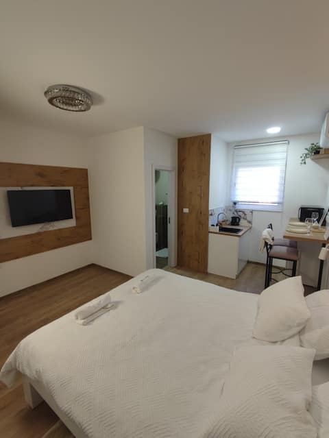 Apartmani Happy House 3
