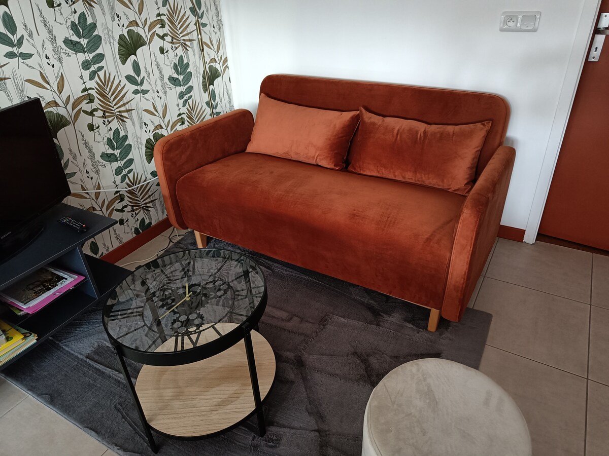 Top Airbnb: Cozy house 600 m from the sea a Meschers Sur Gironde