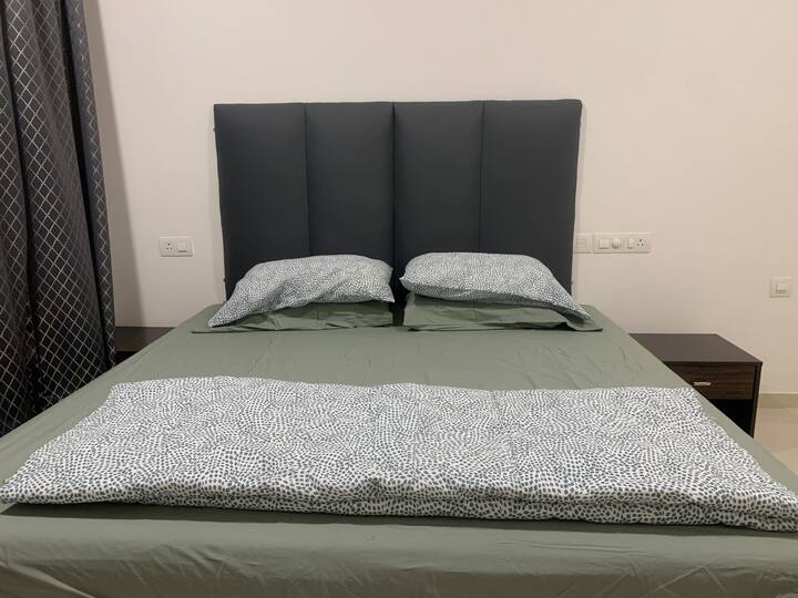 საძინებელი 1