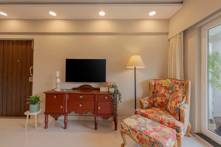 Living room image 10