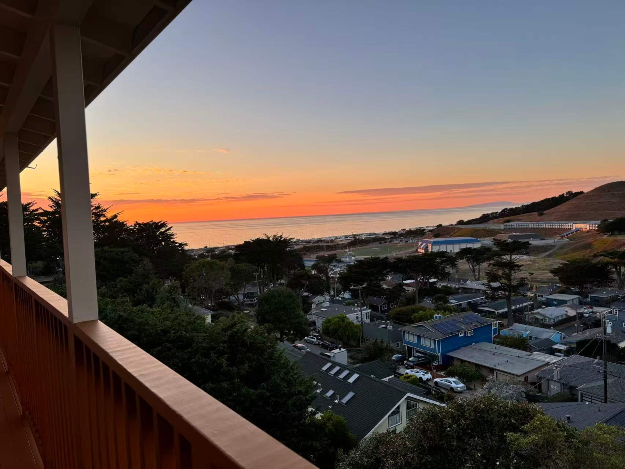 Ocean View Home with 3 Private Decks, Pacifica - Photo 55