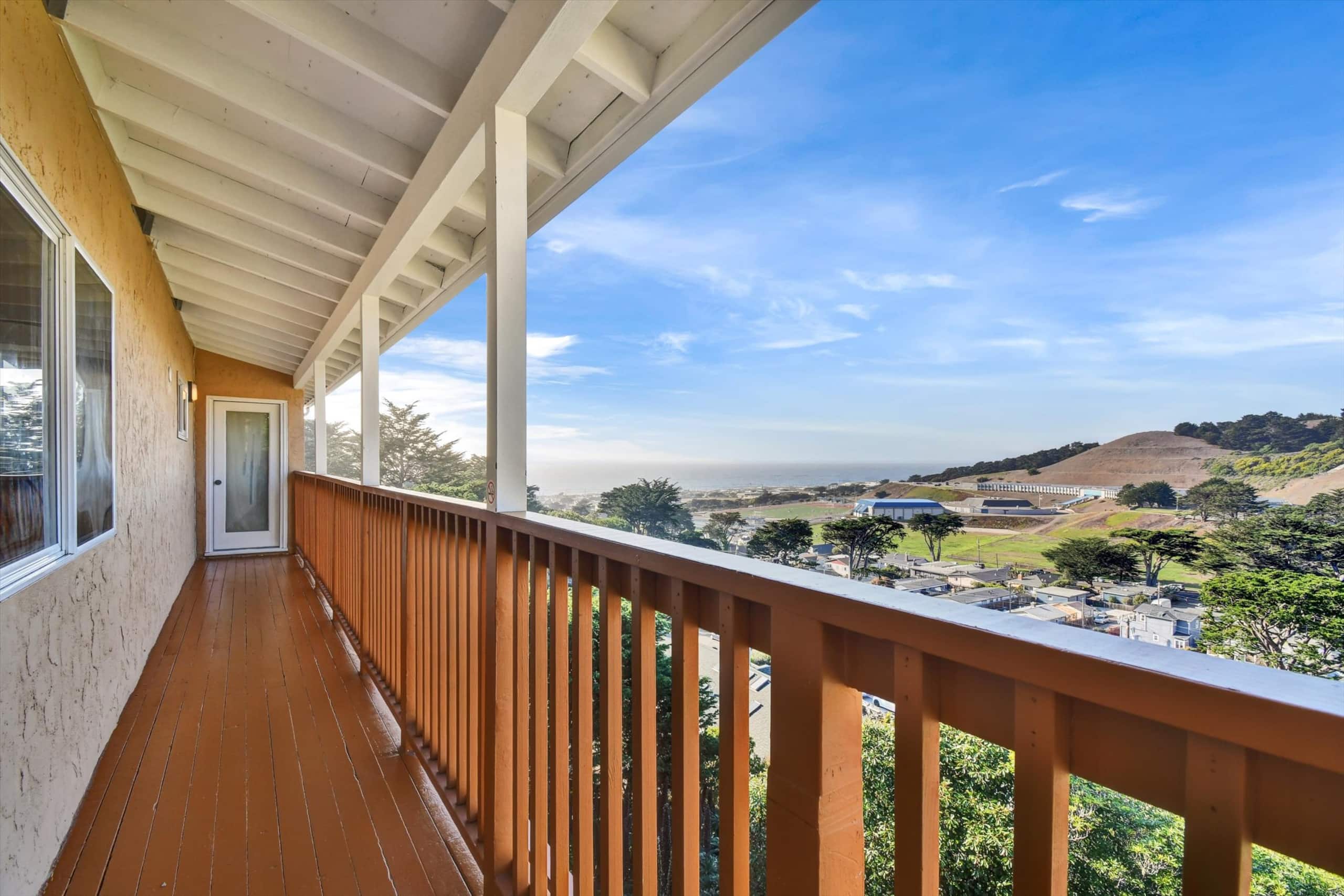 Ocean View Home with 3 Private Decks, Pacifica - Photo 43