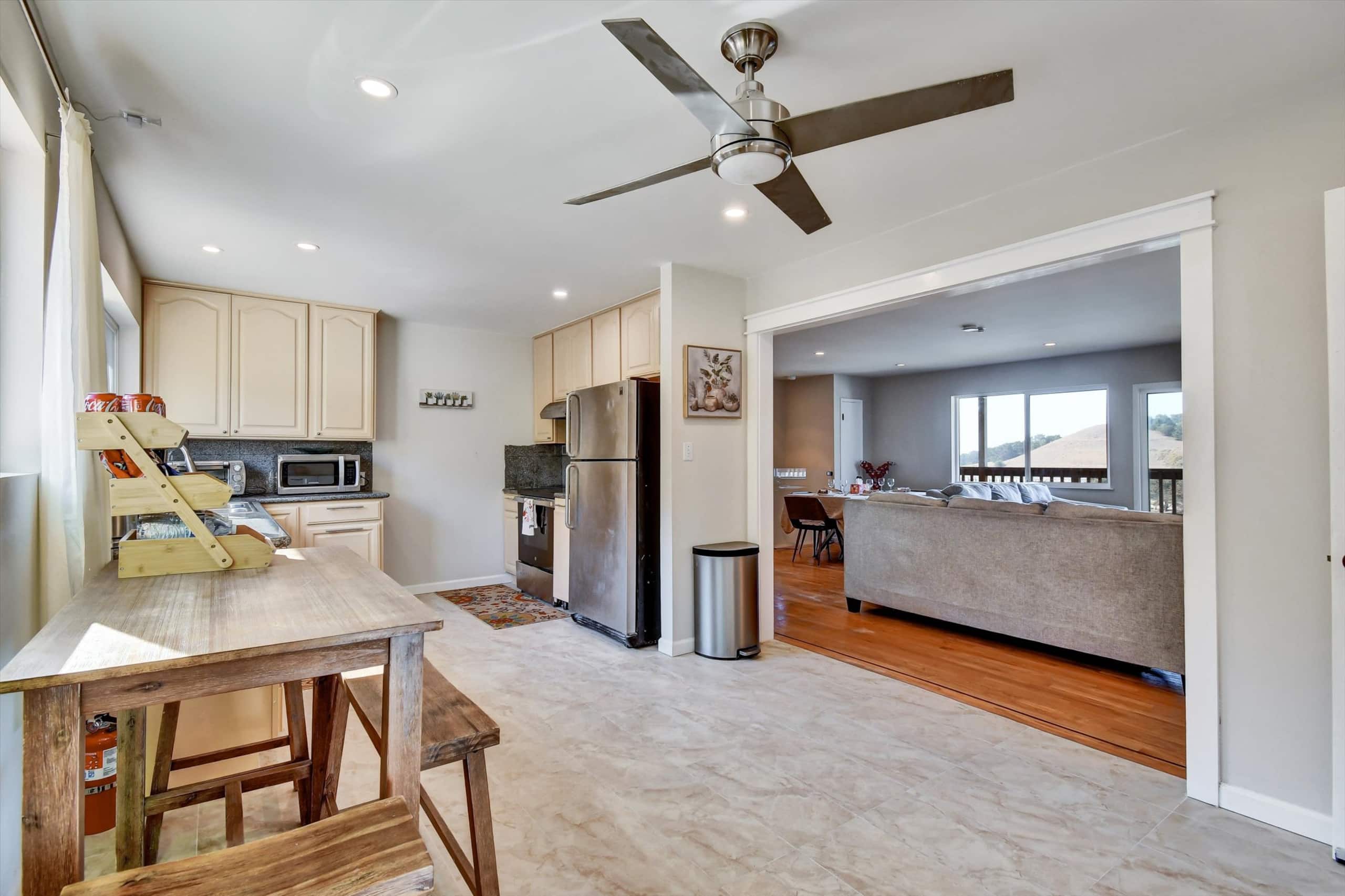 Ocean View Home with 3 Private Decks, Pacifica - Photo 7