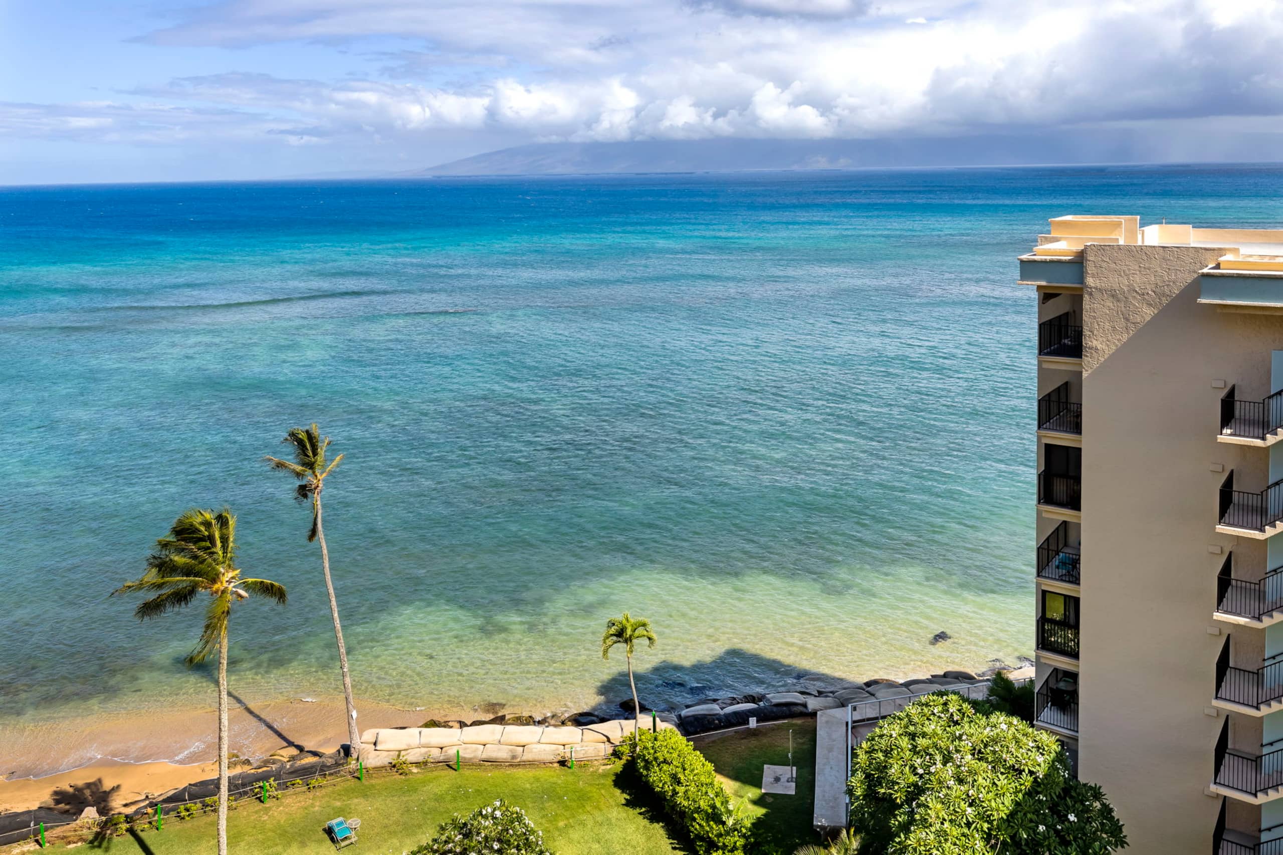 Condo in Lahaina · ★4.9 · Studio · 2 beds · 1 private bath - Image 9
