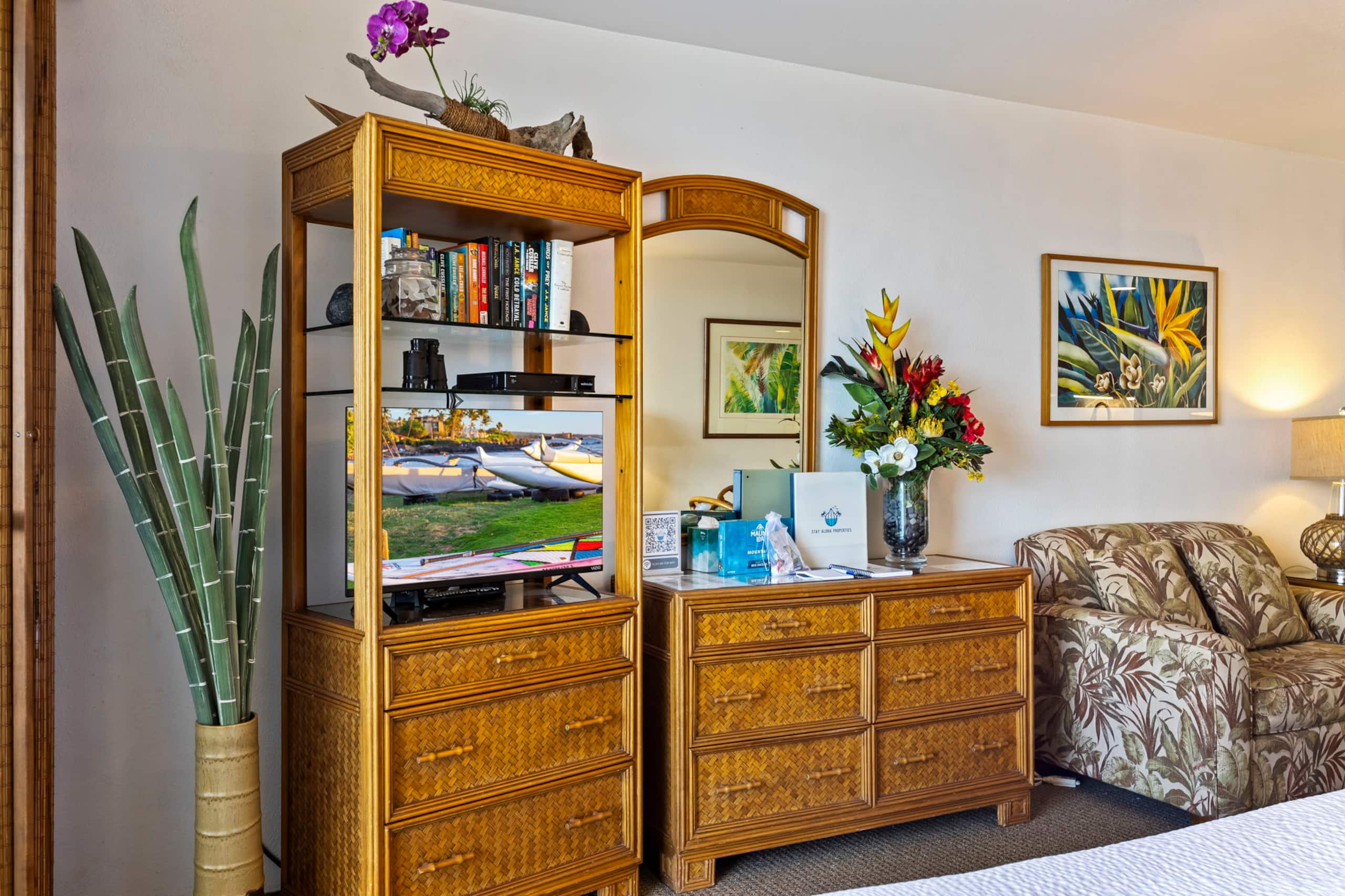 Condo in Lahaina · ★4.9 · Studio · 2 beds · 1 private bath - Image 11