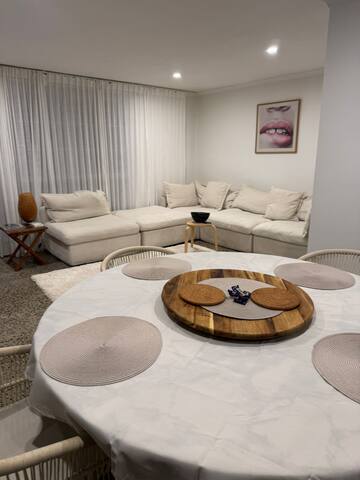 Bayside retreat 4 mins to beach gallery image 4