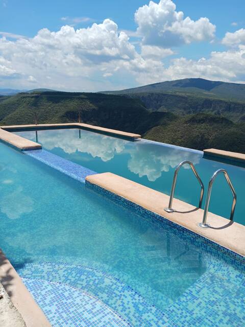 Panoramic villa with pool