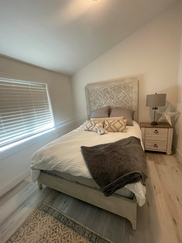 Спалня 2