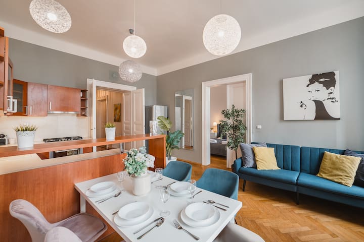 Princ Lucas gallery image 2