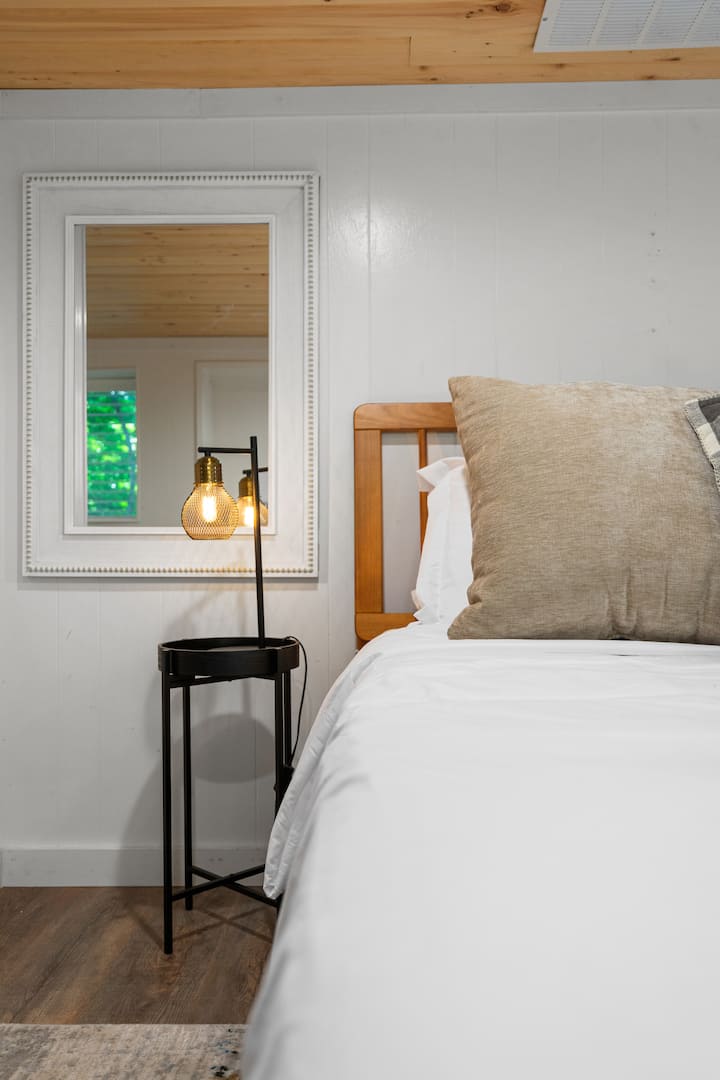 Sanders Beach Escape | Walk To Beach & Dt Cda - Coeur d'Alene, ID