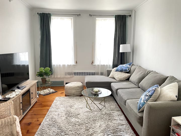 Private Room In Historic House - Bethlehem, PA