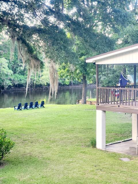 Chillin' on the Edisto River *Boat Landing*