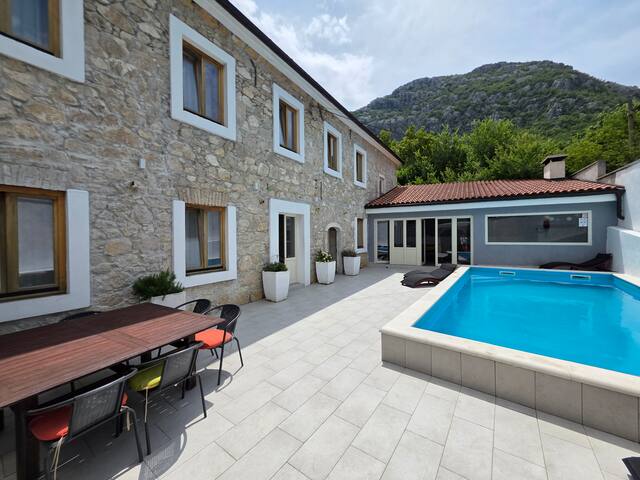 Miramar Travel managed Airbnb listing 1