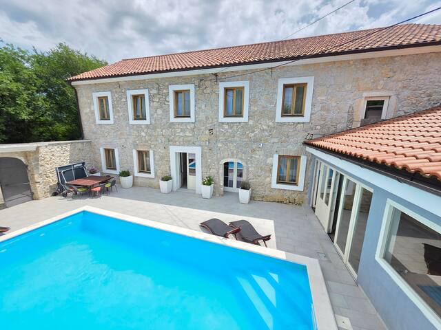 Miramar Travel managed Airbnb listing 1