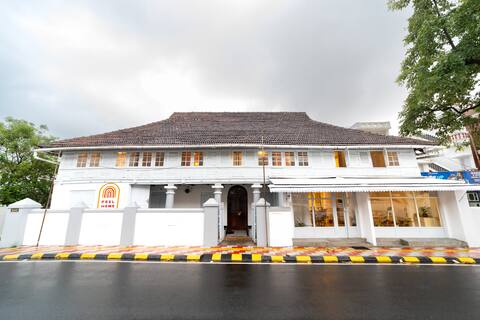 Feel Home - Fort Kochi Central