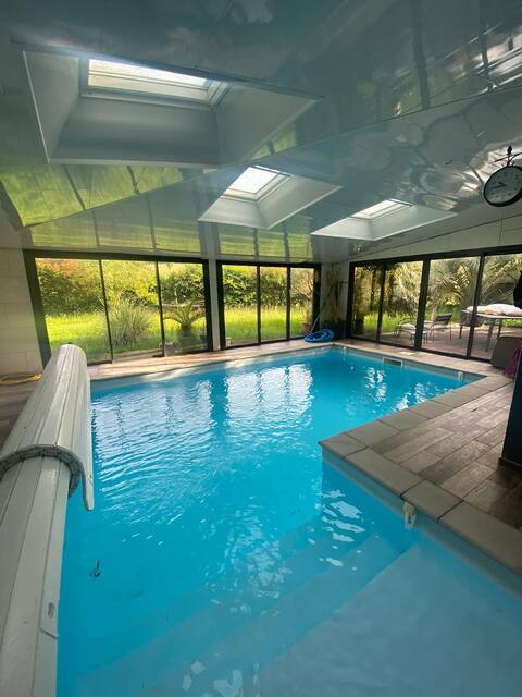House 220 m2 heated pool Auray Morbihan
