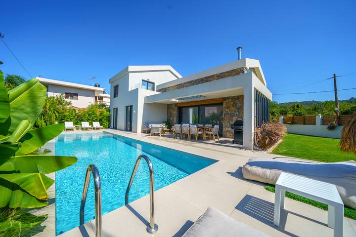 Villa Olira gallery image 2