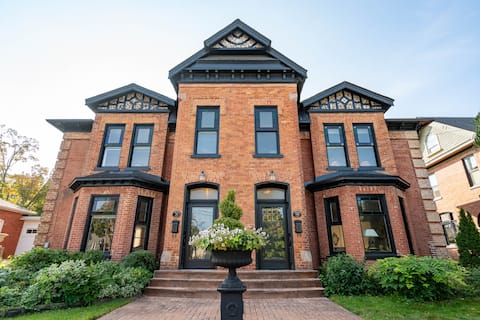 Large Heritage Brick Duplex | Downtown Collingwood