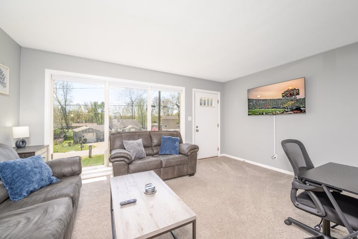 New! Remodeled Waterfront Home In Portage Lakes - アクロン, OH