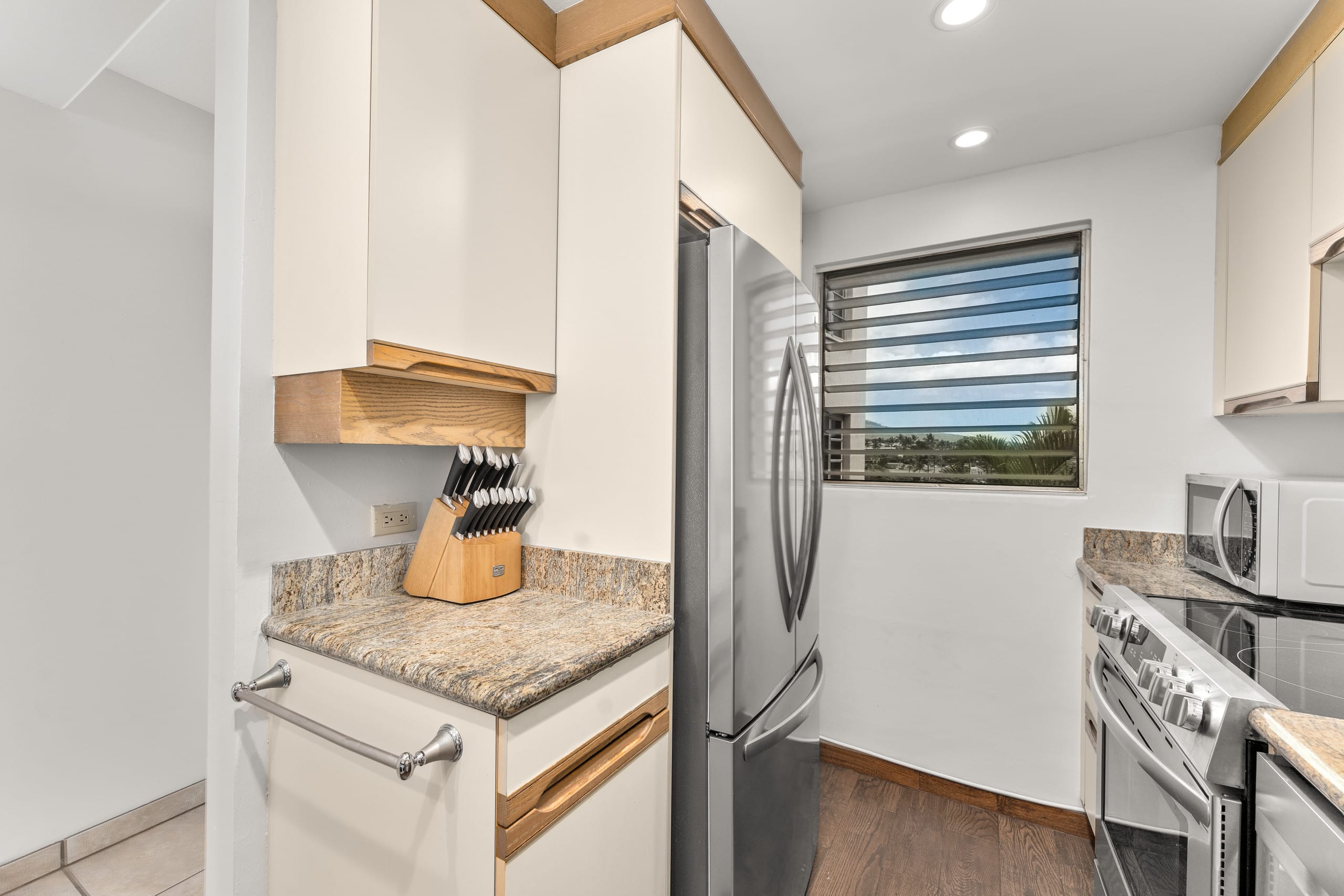 Home in Kihei · ★4.44 · 2 bedrooms · 3 beds · 2 baths - Image 14