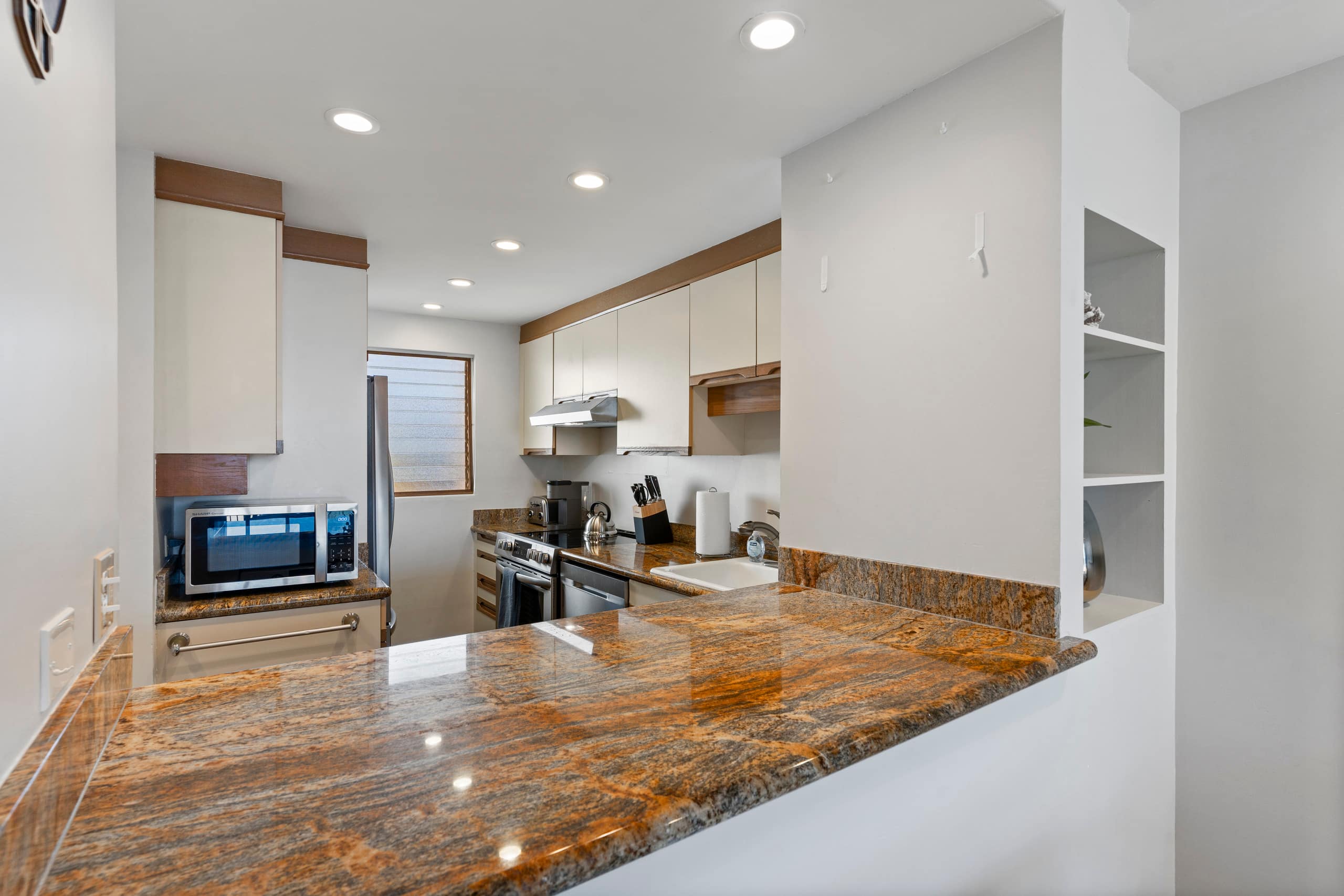 Home in Kihei · ★4.44 · 2 bedrooms · 3 beds · 2 baths - Image 22