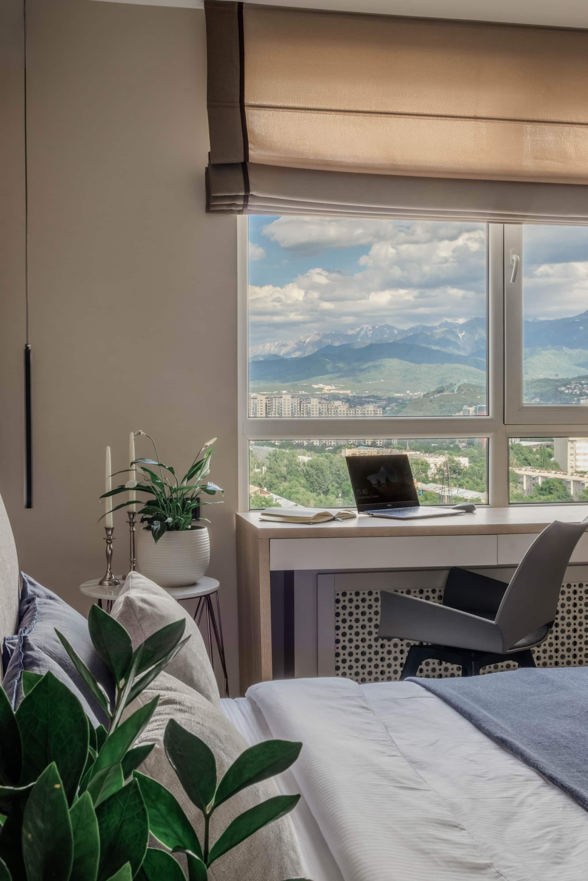Floor 16 5* Room Designer Skyline & Mountain View