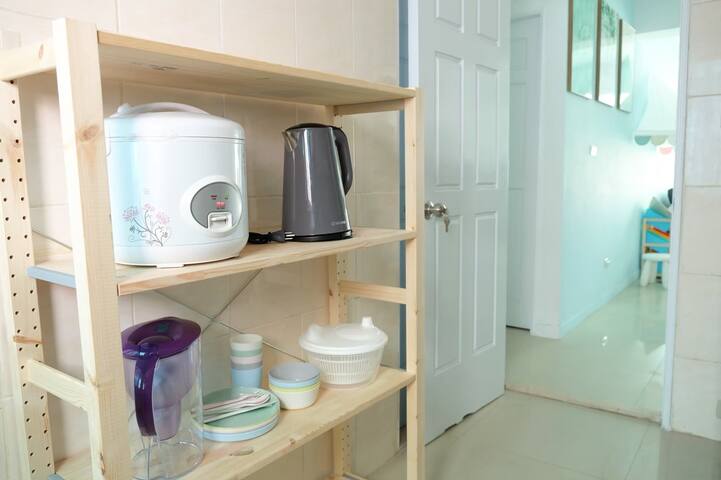 大安區[超讚房東]北歐清新風～捷運4分鐘、4個房間2套衛浴，出門見台北101，電梯大樓、嬰兒床遊戲區 gallery image 4