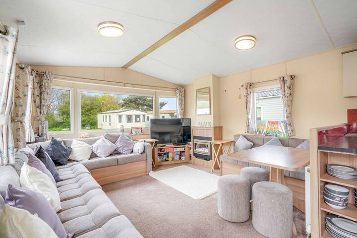 Sunscape Lodge by the Sea