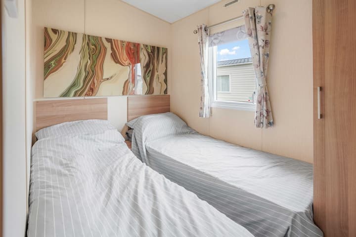 Sunscape Lodge by the Sea