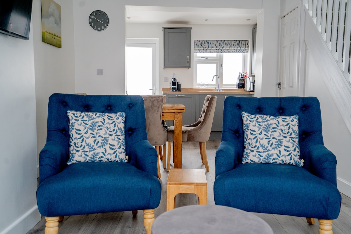 Successful Airbnb property: Cottage in Ludlow town in Shropshire