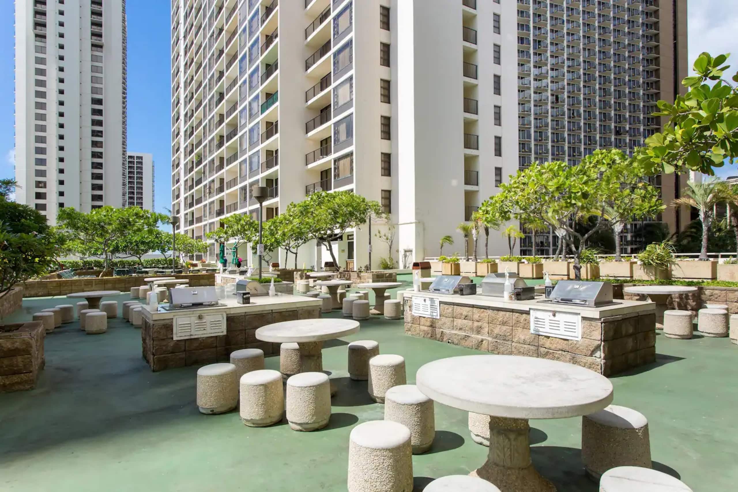 Ocean View Renovated Relaxing Banyan Free Parking - Image 31